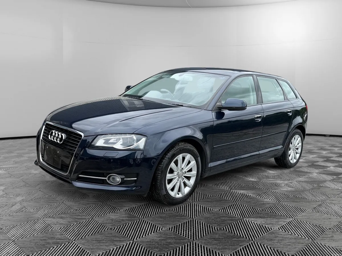 AUDI A3 S-TRONIC - LOW KM - Image 1