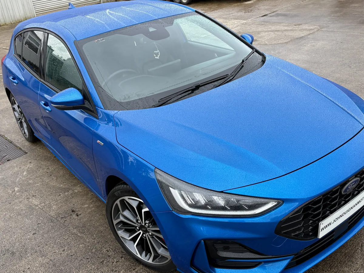 Stunning Ford Focus ST Line X - Image 3
