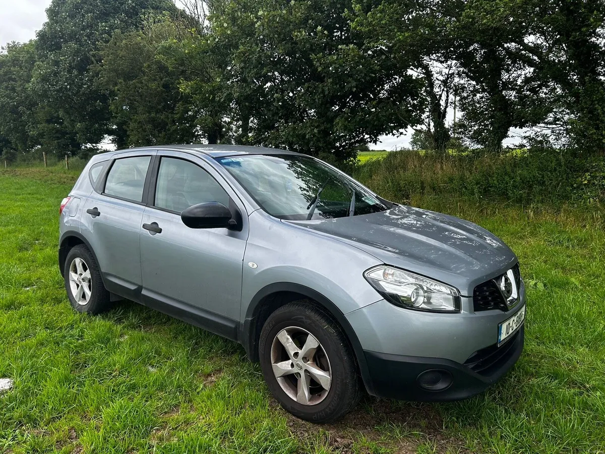 Car - Image 1