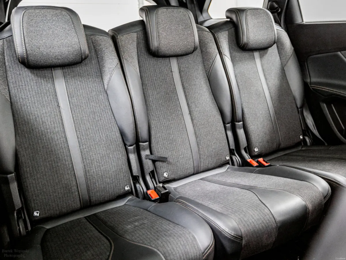 Peugeot 5008 GT-Line Premium 1.5 Diesel 130HP - Image 5