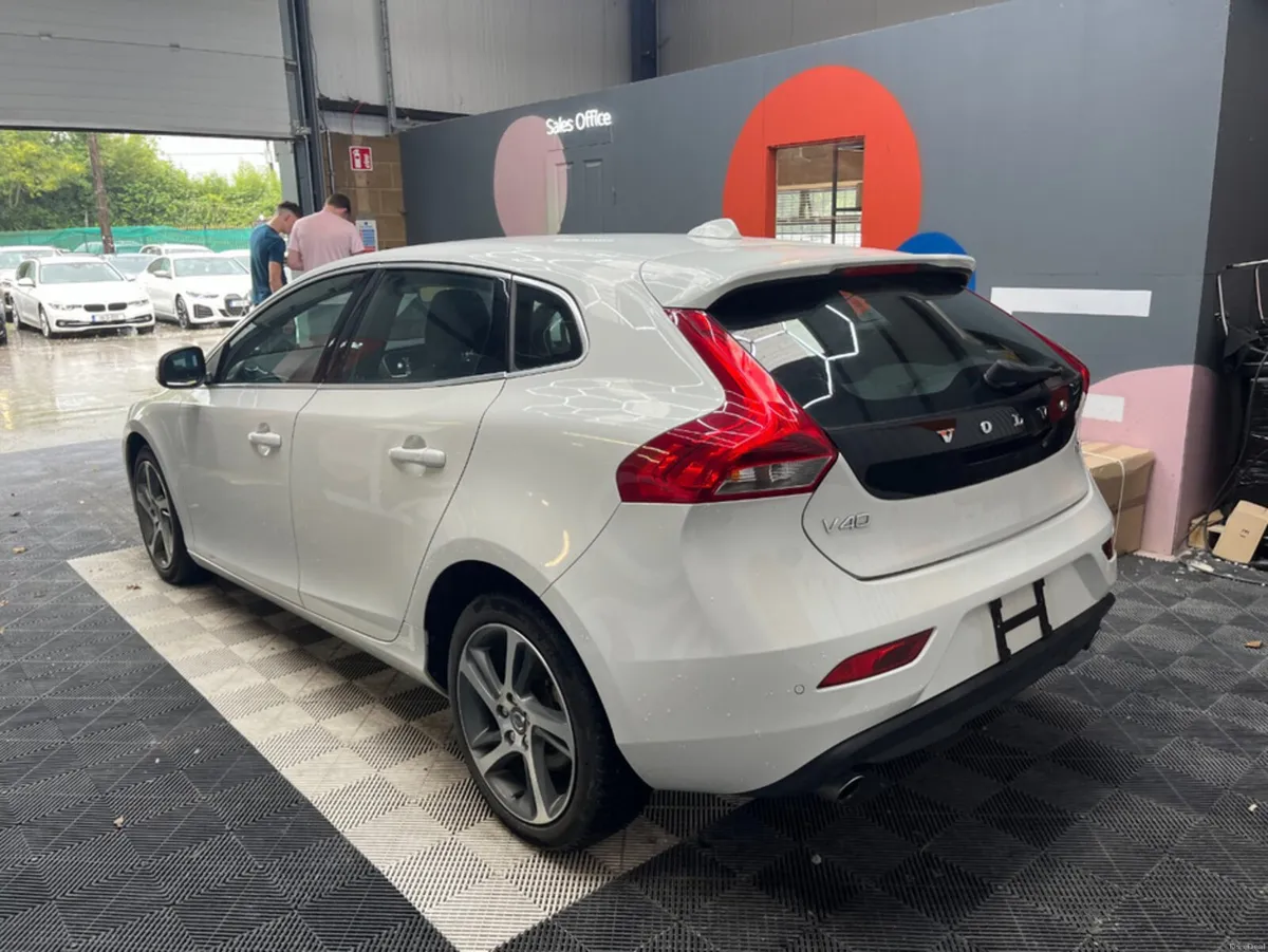Volvo V40 €12950! 2016 VOLVO V40 D4 2.0 AUTOMATIC - Image 4