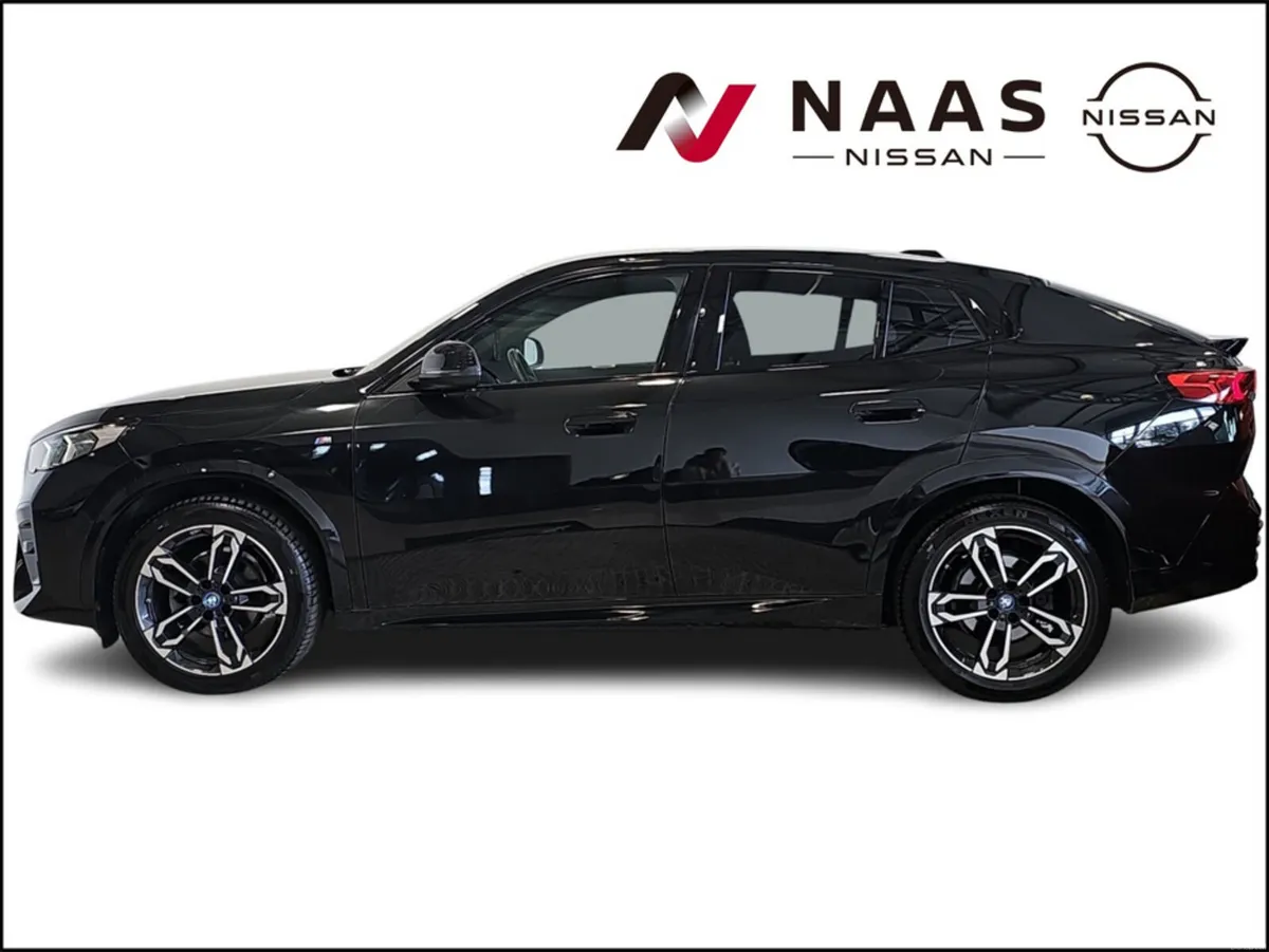 BMW iX2 U10 EDRIVE20 M SPORT 201BH - Image 4