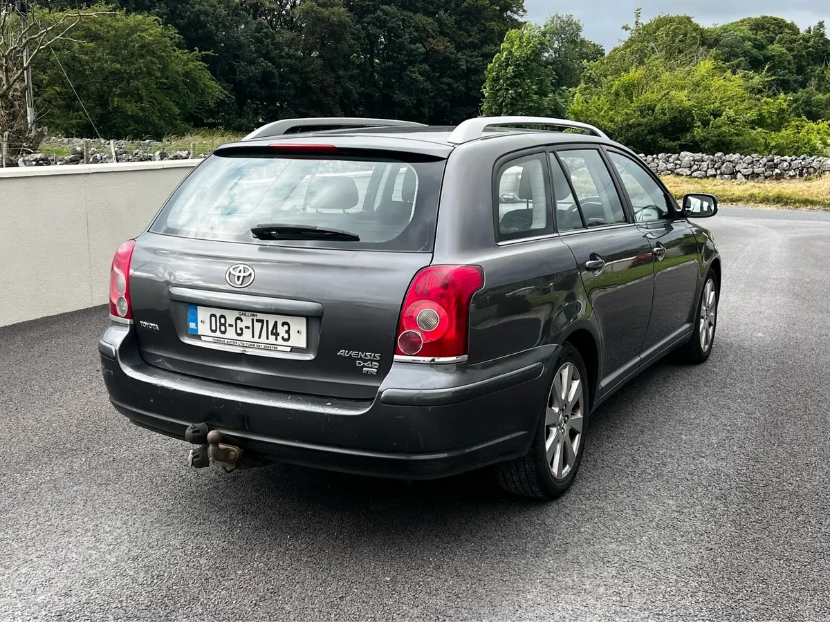 Toyota Avensis - Image 2