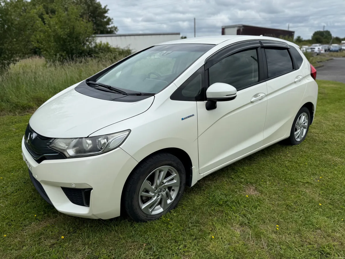 HONDA FIT (2014) 1.5L PETROL HYBRID VERY LOW MILEA - Image 2