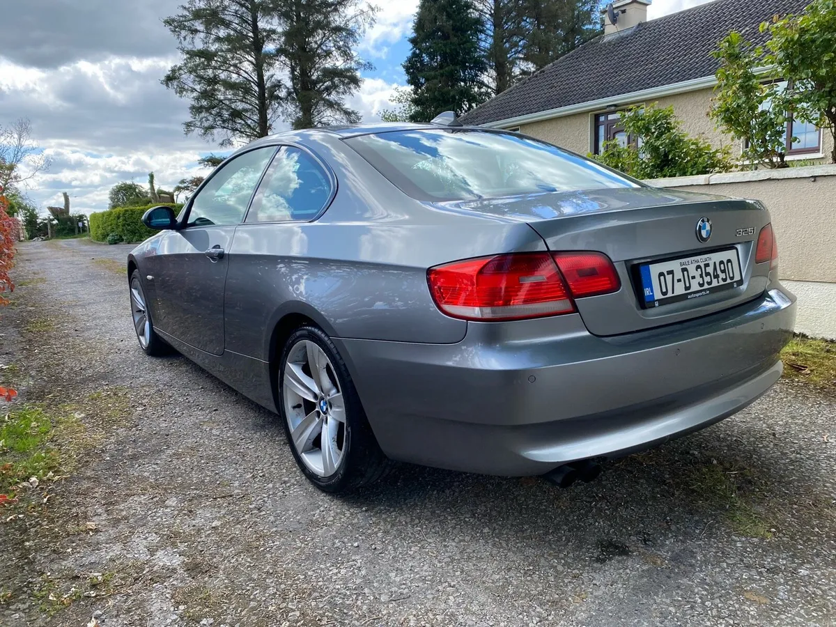 Bmw 325i - Image 4