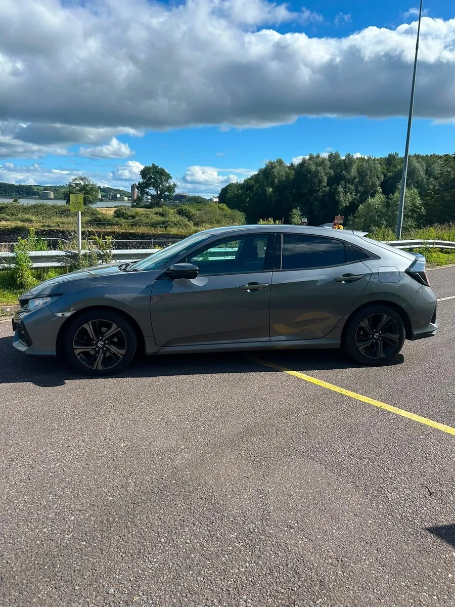 HONDA CIVIC - Image 4
