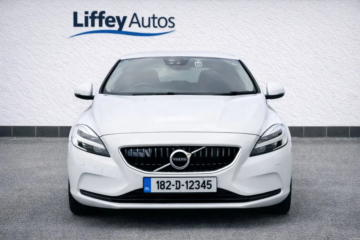 2018 Volvo V40 D4 R-Dynamic Edition–Auto 72,000KM - Image 1