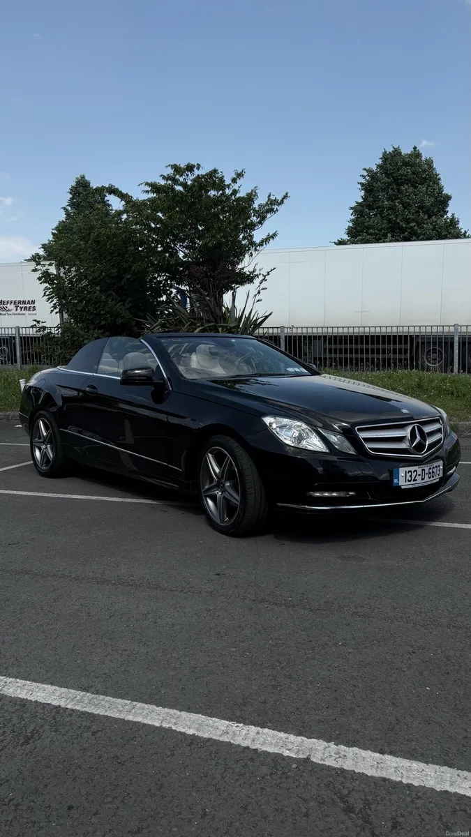 Mercedes-Benz E220 Convertible - Image 1