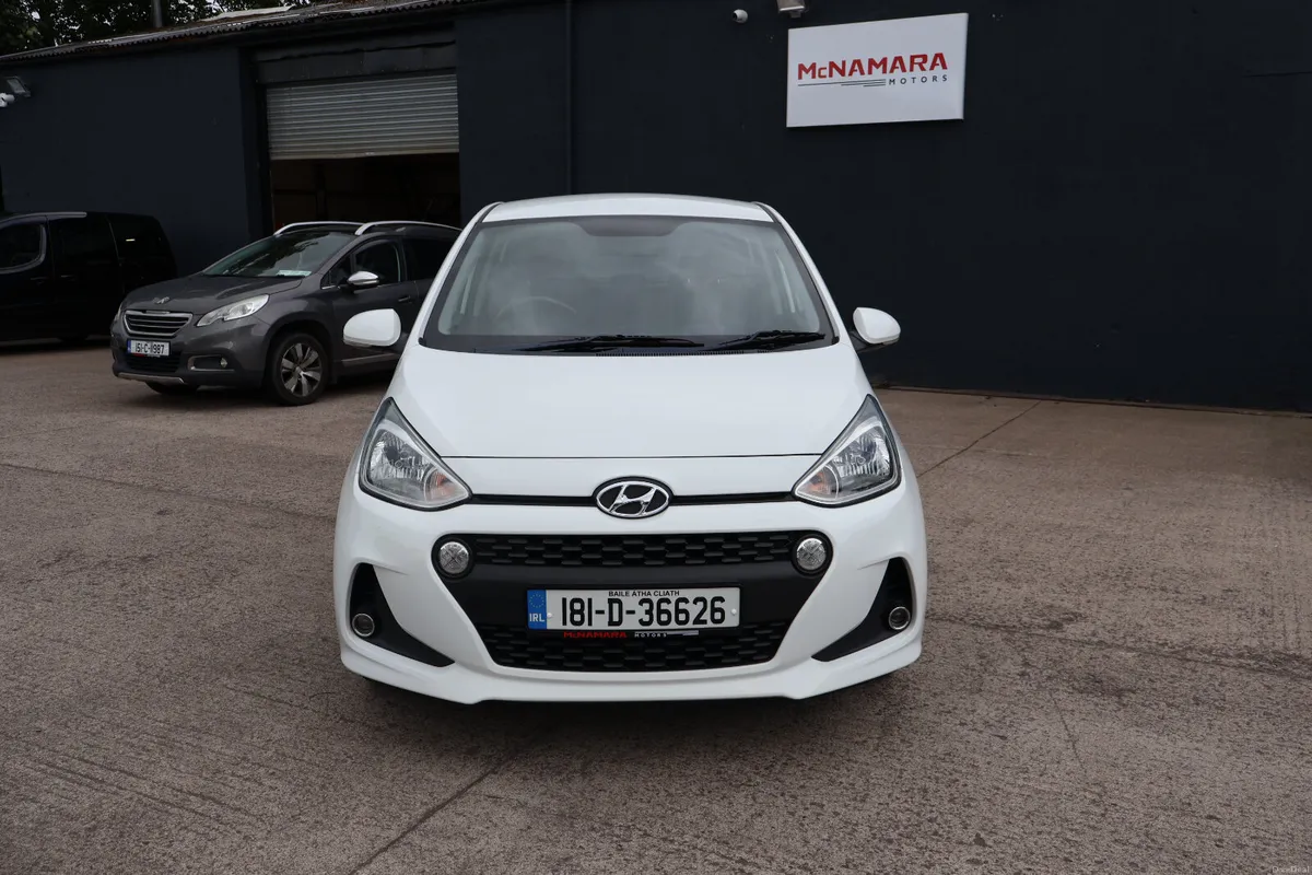 Hyundai i10 Deluxe Only 68,000Km Exceptional! - Image 4