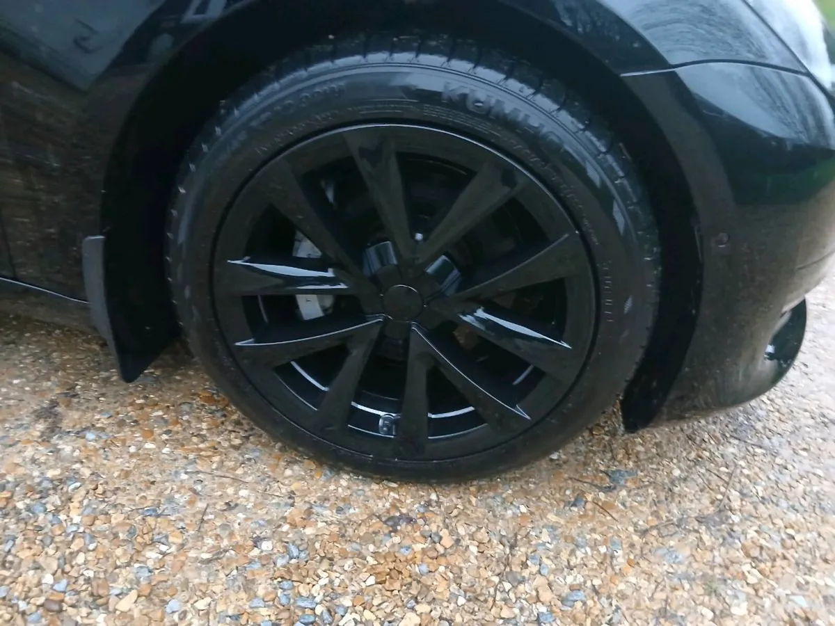 2022 Tesla Model 3 SR with Heatpump - Image 4