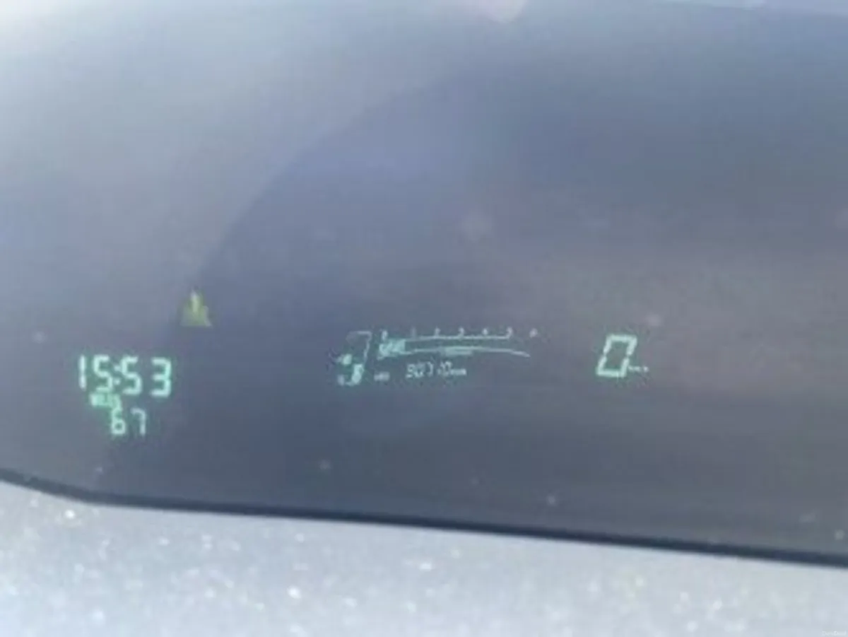 Toyota Yaris 2008 - Image 3