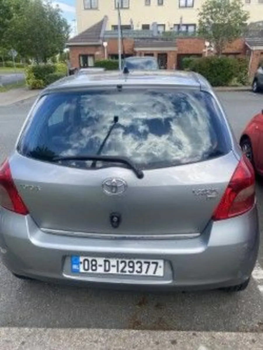 Toyota Yaris 2008 - Image 2