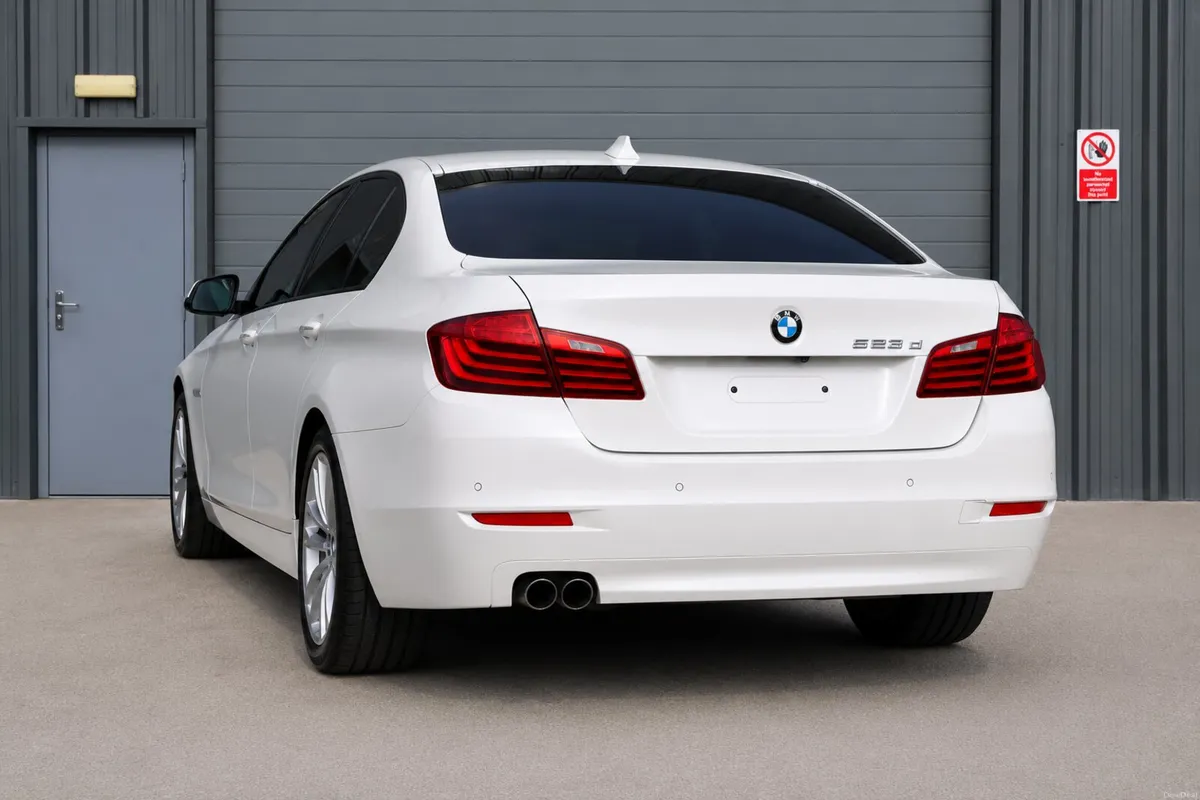 BMW 520d Sport Pro Edition | High Spec | Warranty - Image 5
