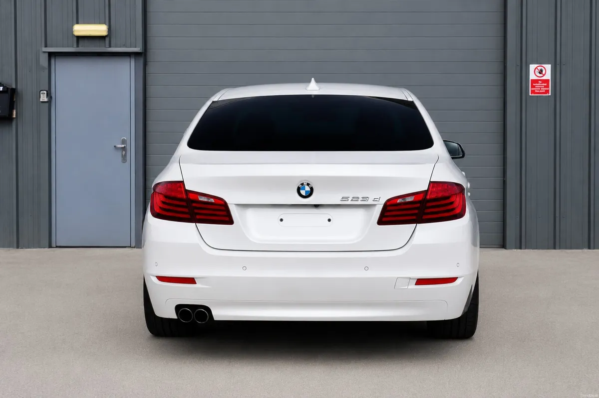 BMW 520d Sport Pro Edition | High Spec | Warranty - Image 6