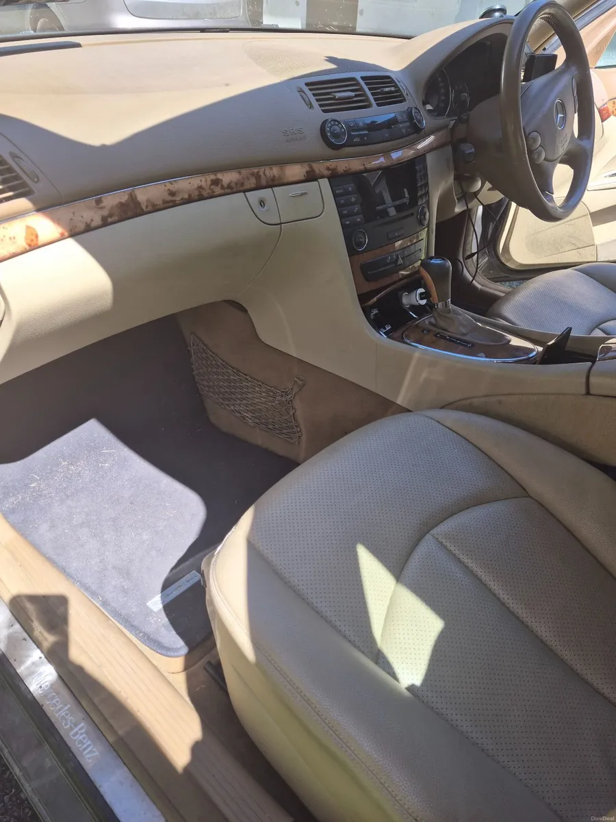 Mercedes-Benz CDI E-Class 2007 - Image 5
