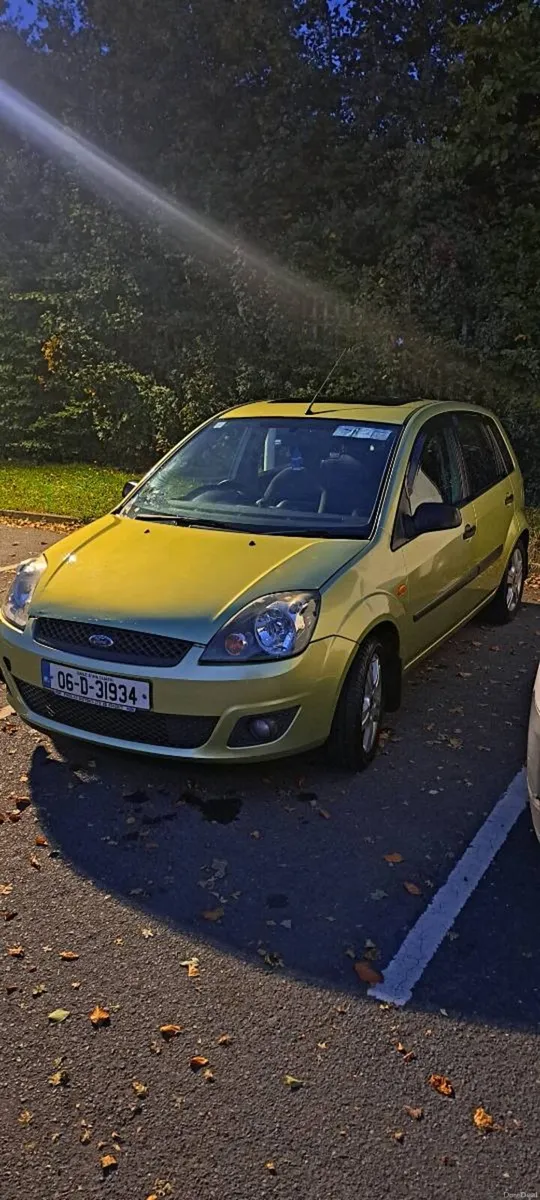 Ford fiesta - Image 2