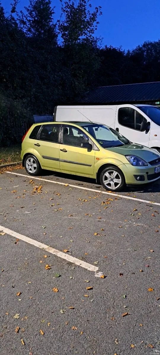 Ford fiesta - Image 4