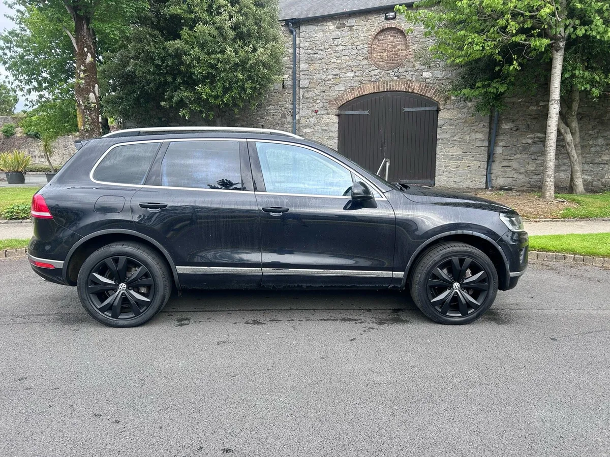 VW Touareg 3.0 V6 - Image 3
