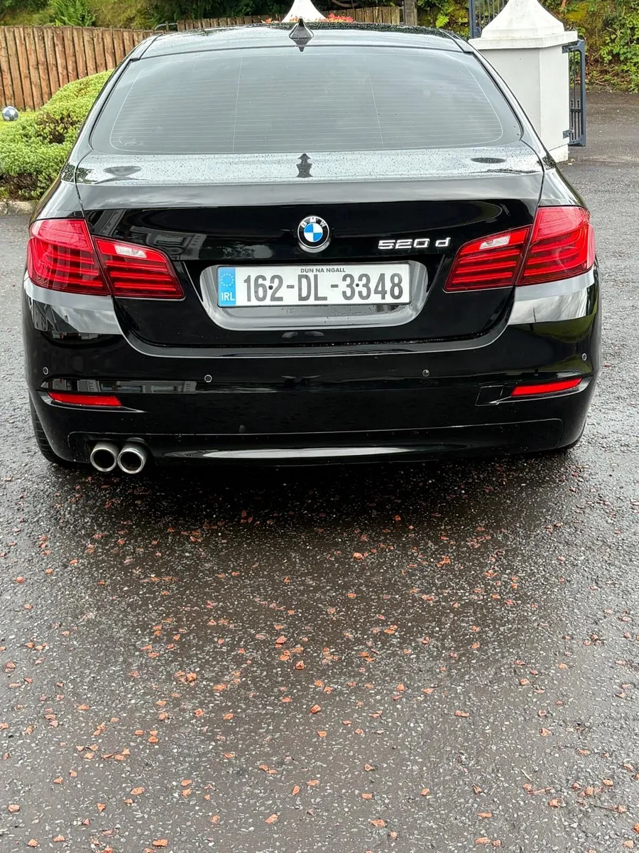 BMW 520d - Image 2