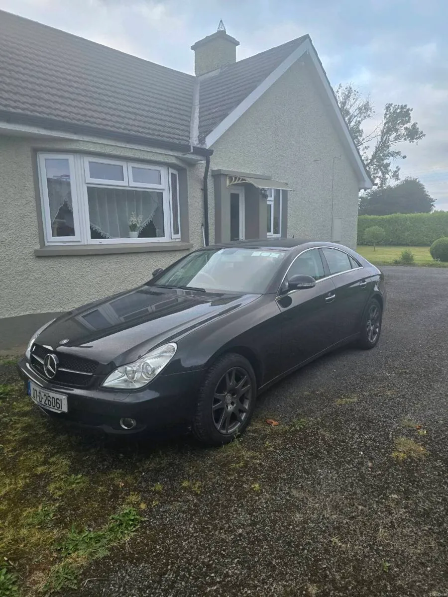 Car - Image 1
