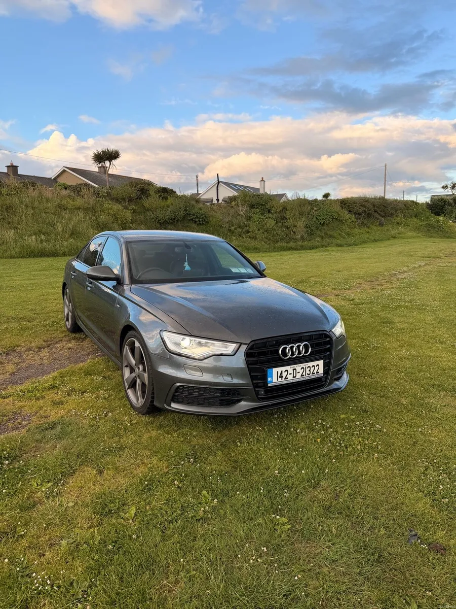 Audi A6 S-Line Ultra Black Edition - Image 2