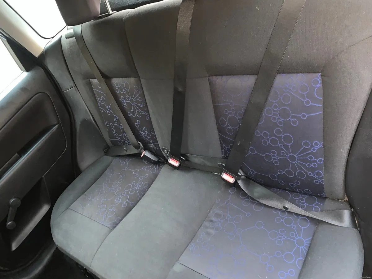 Ford Fiesta 2007 - Image 2