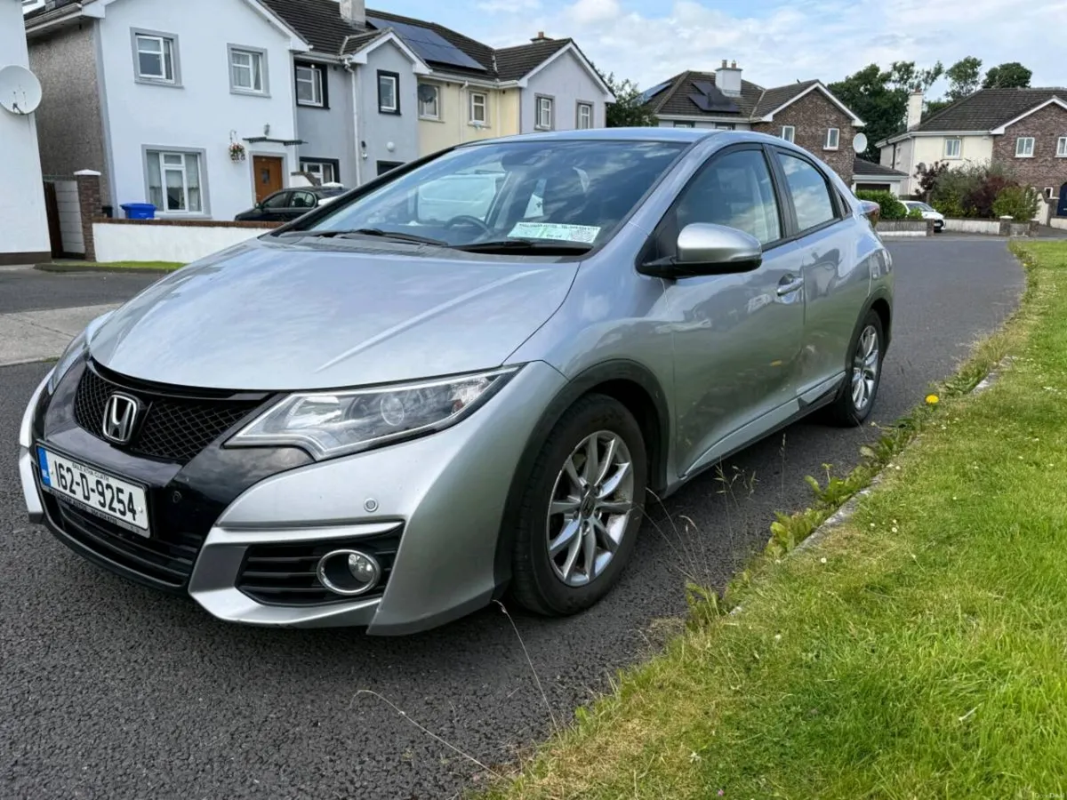 Honda Civic 2016 diesel - Image 2