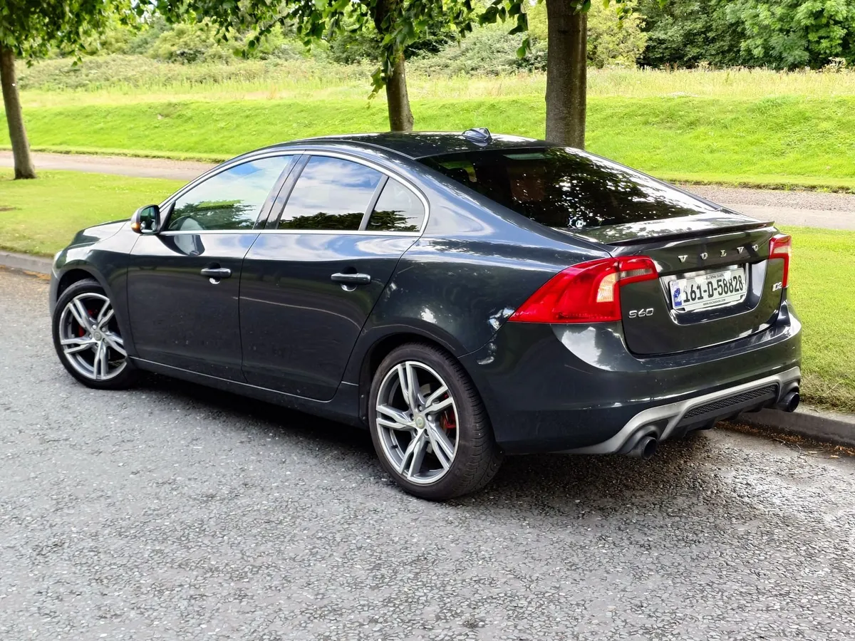 161 VOLVO S60 2.0 D2 R-DESIGN - Image 3