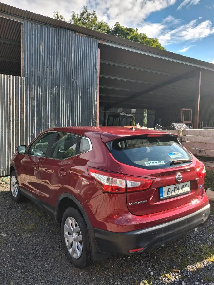 15 Nissan Qashqai 1.5 FSH 8M Tax new NCT Low KMs - Image 3