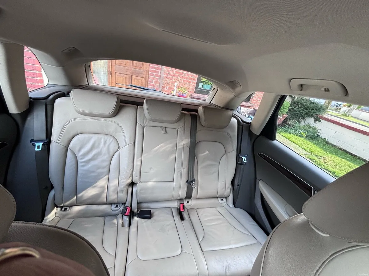 Audi Q5 - Image 6