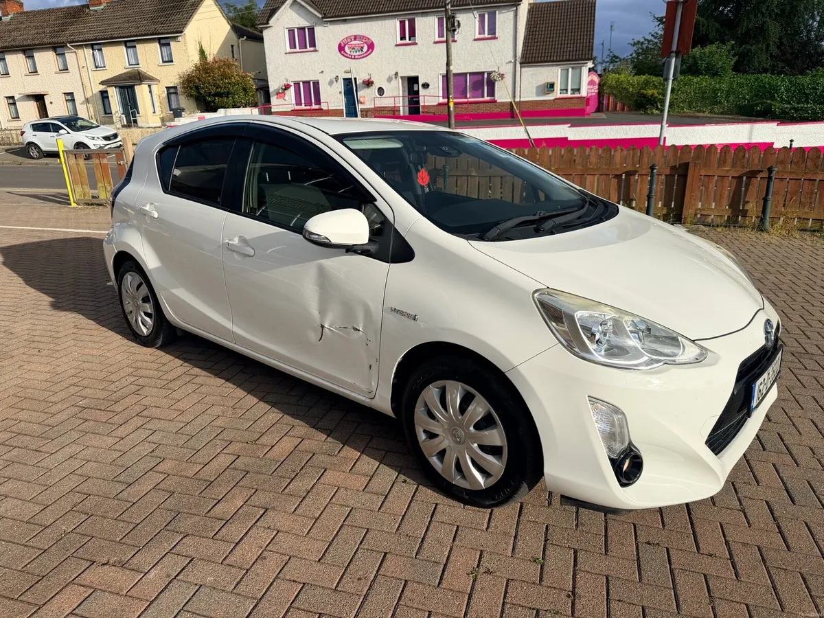 Toyota Aqua 2016 ( Fresh 2 year NCT ) - Image 3