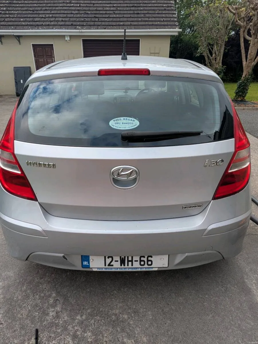 Hyundai i30 - Image 2