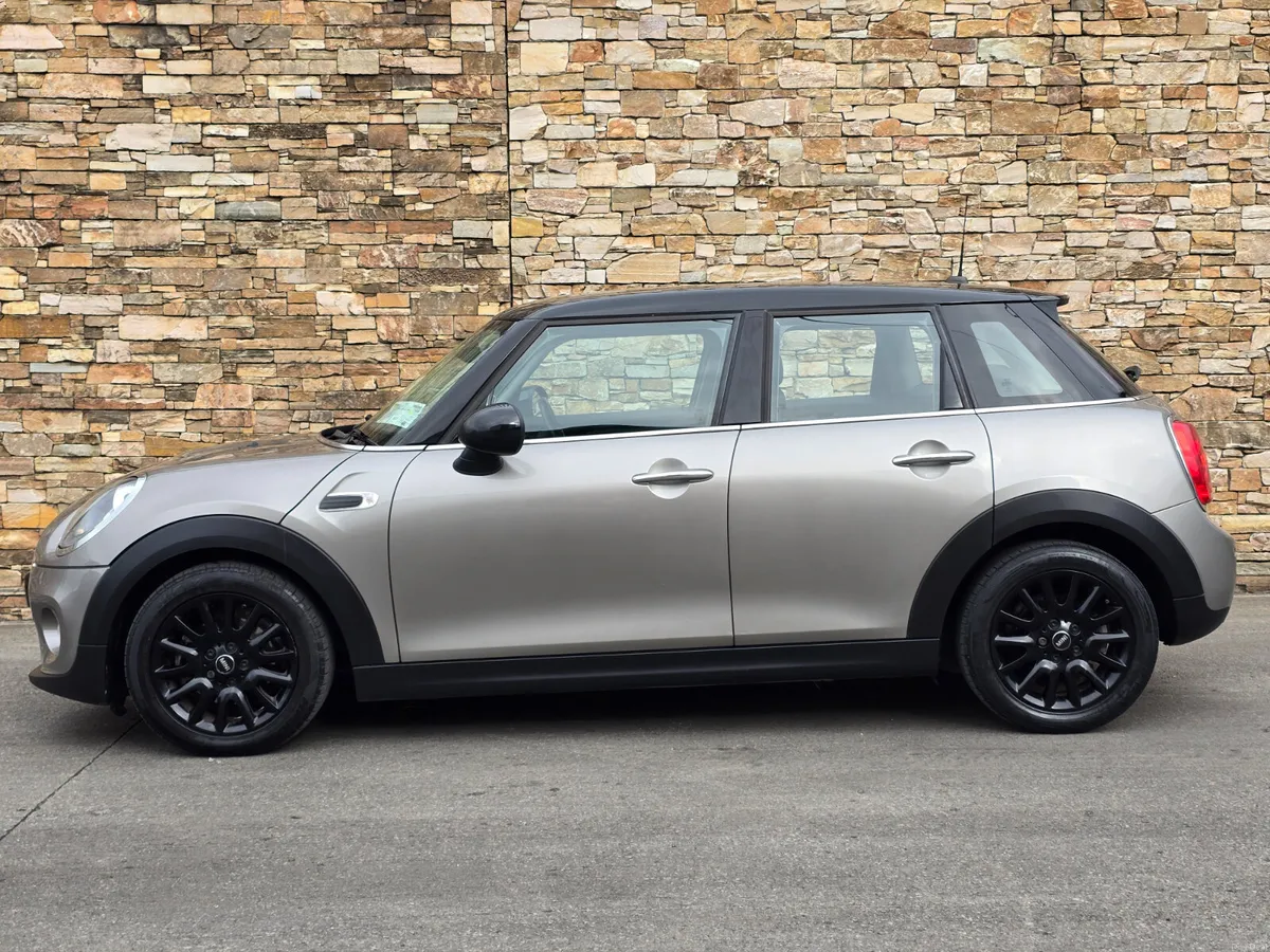 181 Mini Cooper D 6 Speed Manual - Image 4