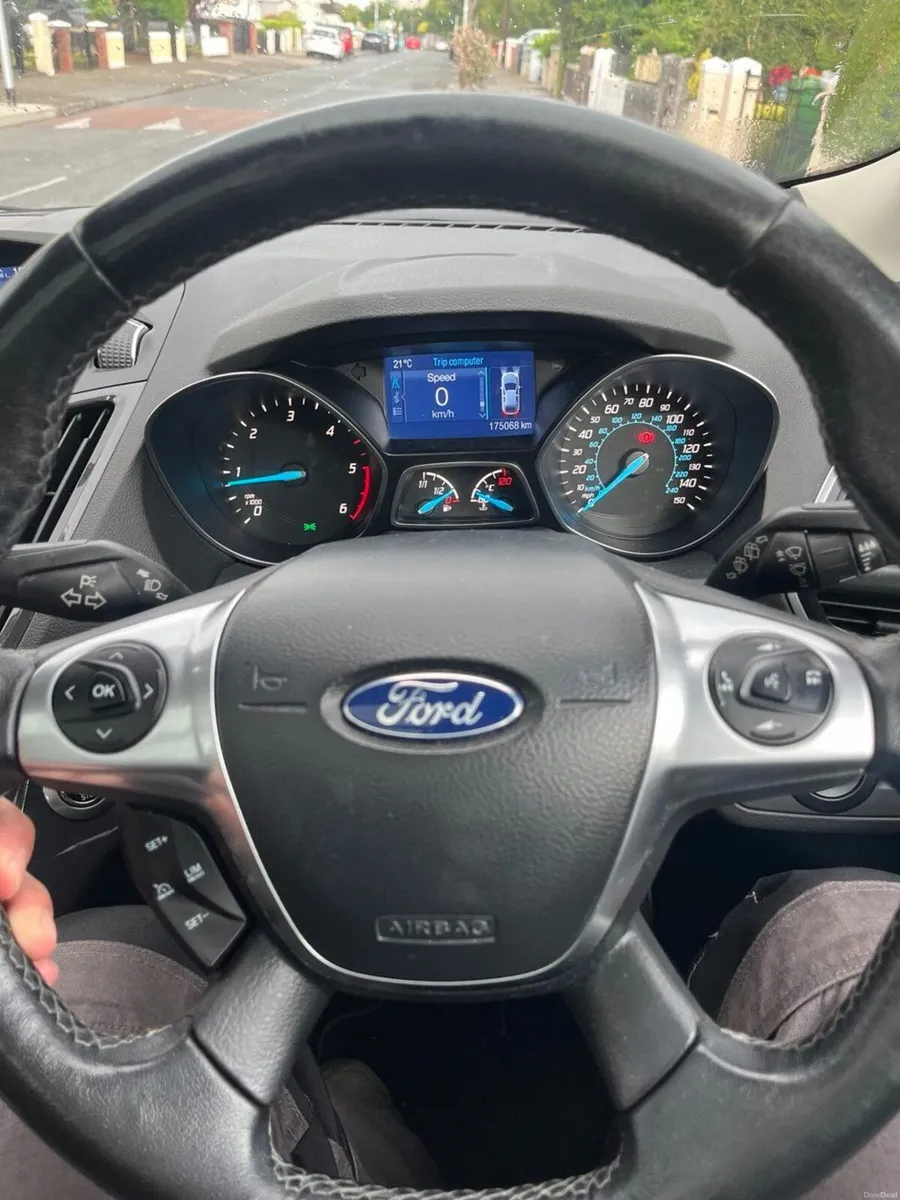 2015 Ford Kuga Titanium | New NCT | FSH - Image 3