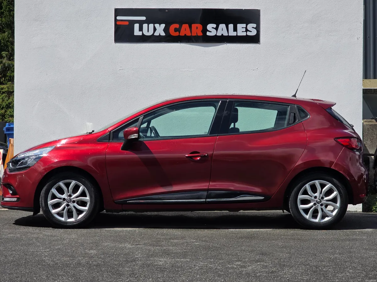 2019 Renault Clio 0.9 TcE DYNAMIQUE // SAT NAV - Image 3