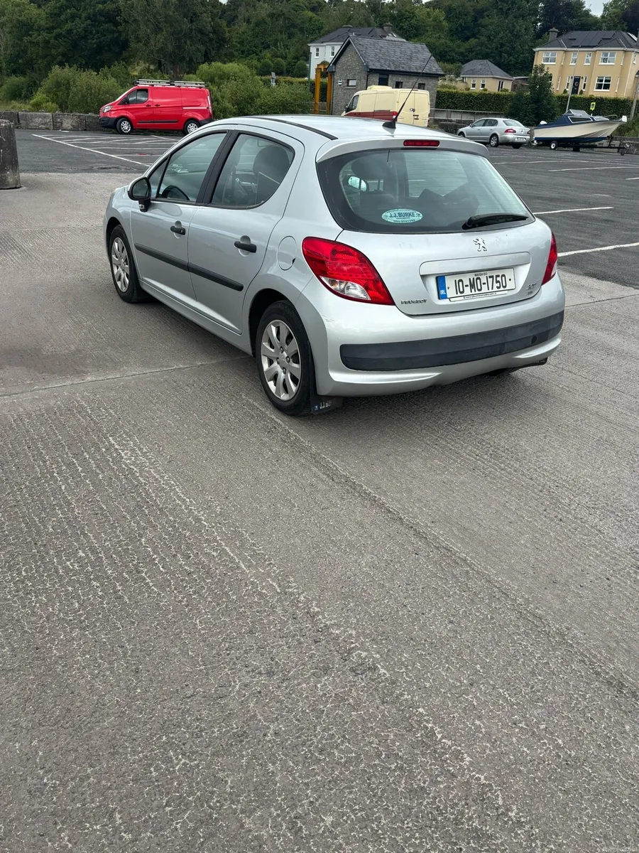Peugeot 207 - Image 2