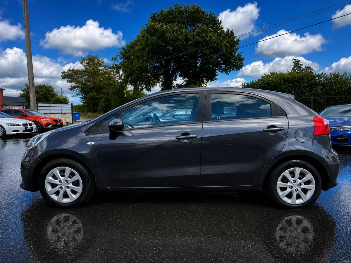 16 Kia Rio 1.2 low kms great starter car - Image 2