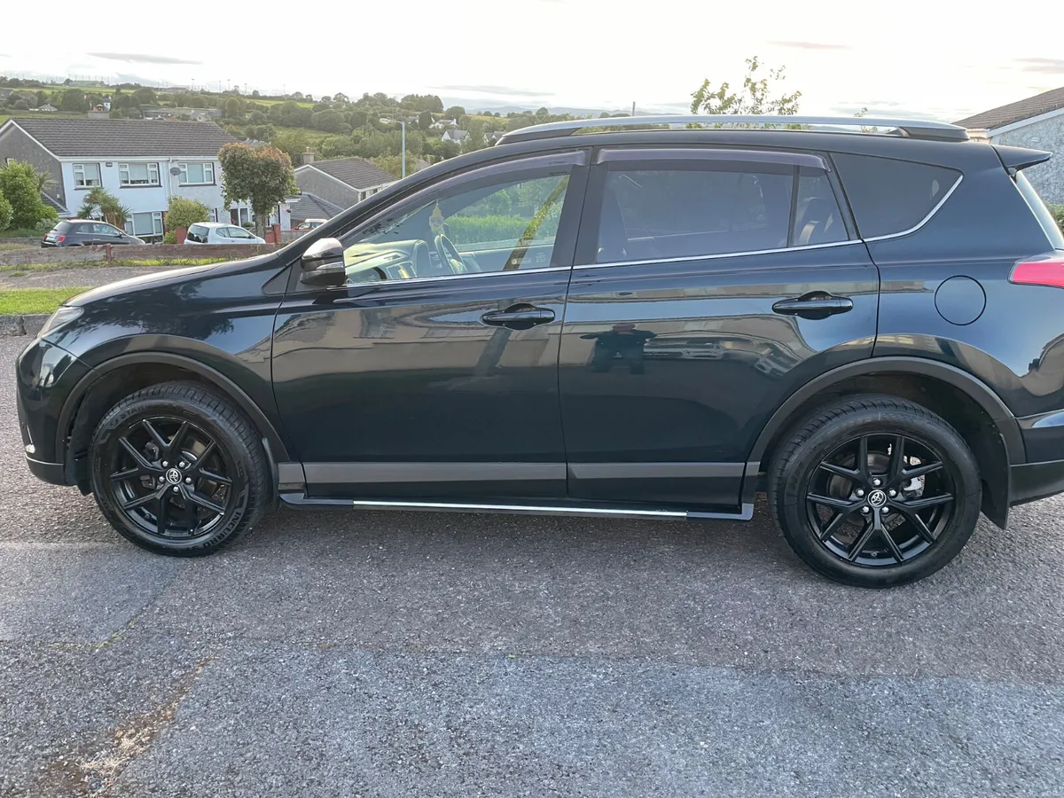 TOYOTA RAV4 2018 SOL 2.0 D4D NCT 08/28 TAX 07/26 - Image 4