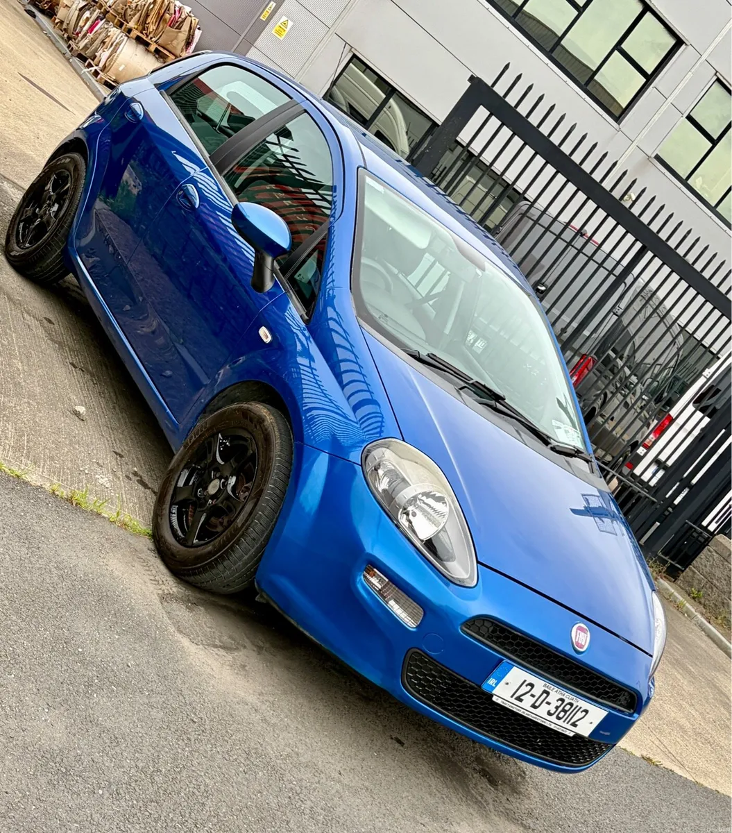 2012 Fiat Punto 1.2 petrol - Image 2