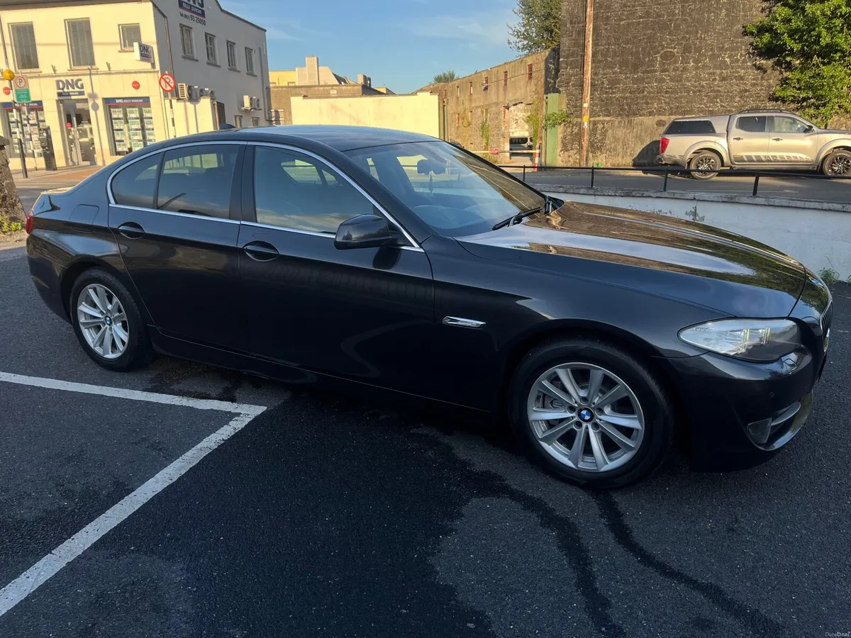 BMW 5-Series 2013 - Image 4