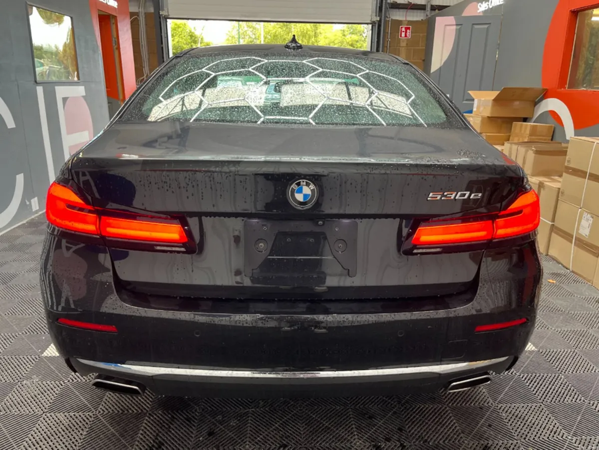 BMW 5-Series 2020 BMW 523E LUXURY 2.0 AUTOMATIC / - Image 3