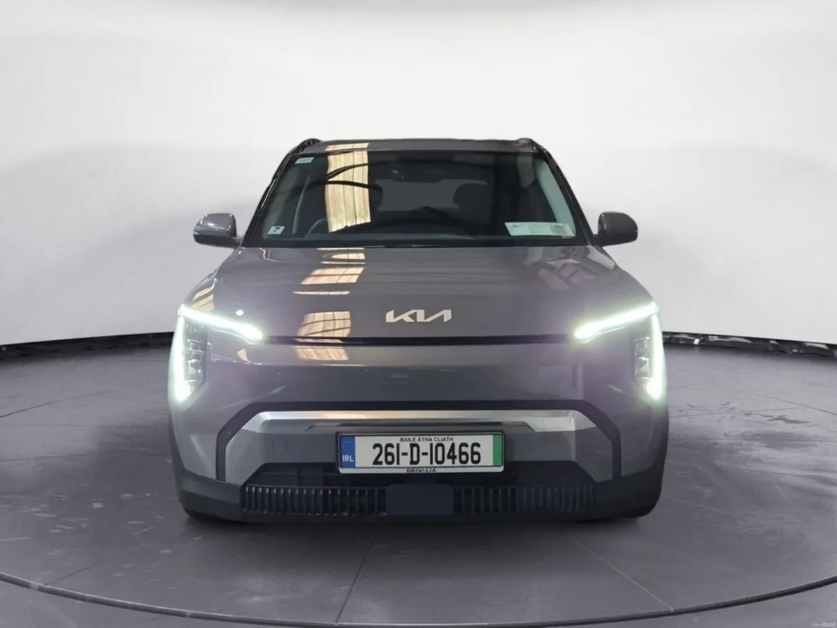 Kia EV3 EARTH K2 STANDARD RANGE - Image 2