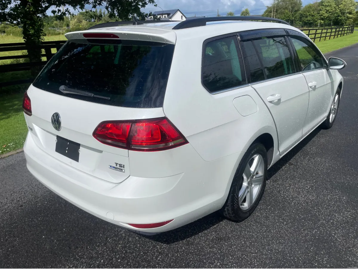 Volkswagen Golf Estate premium edition - Image 3