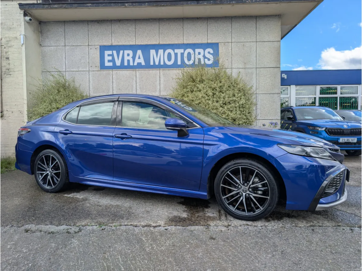Toyota Camry WS AUTOMATIC HYBRID 2.5 PETROL //HIGH - Image 3
