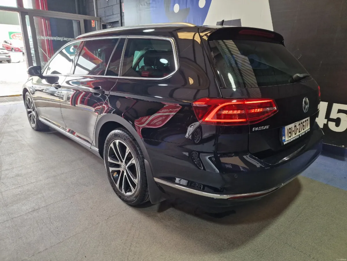 Volkswagen Passat ESTATE 2.0 TDI **VIRTUAL DASH, R - Image 6
