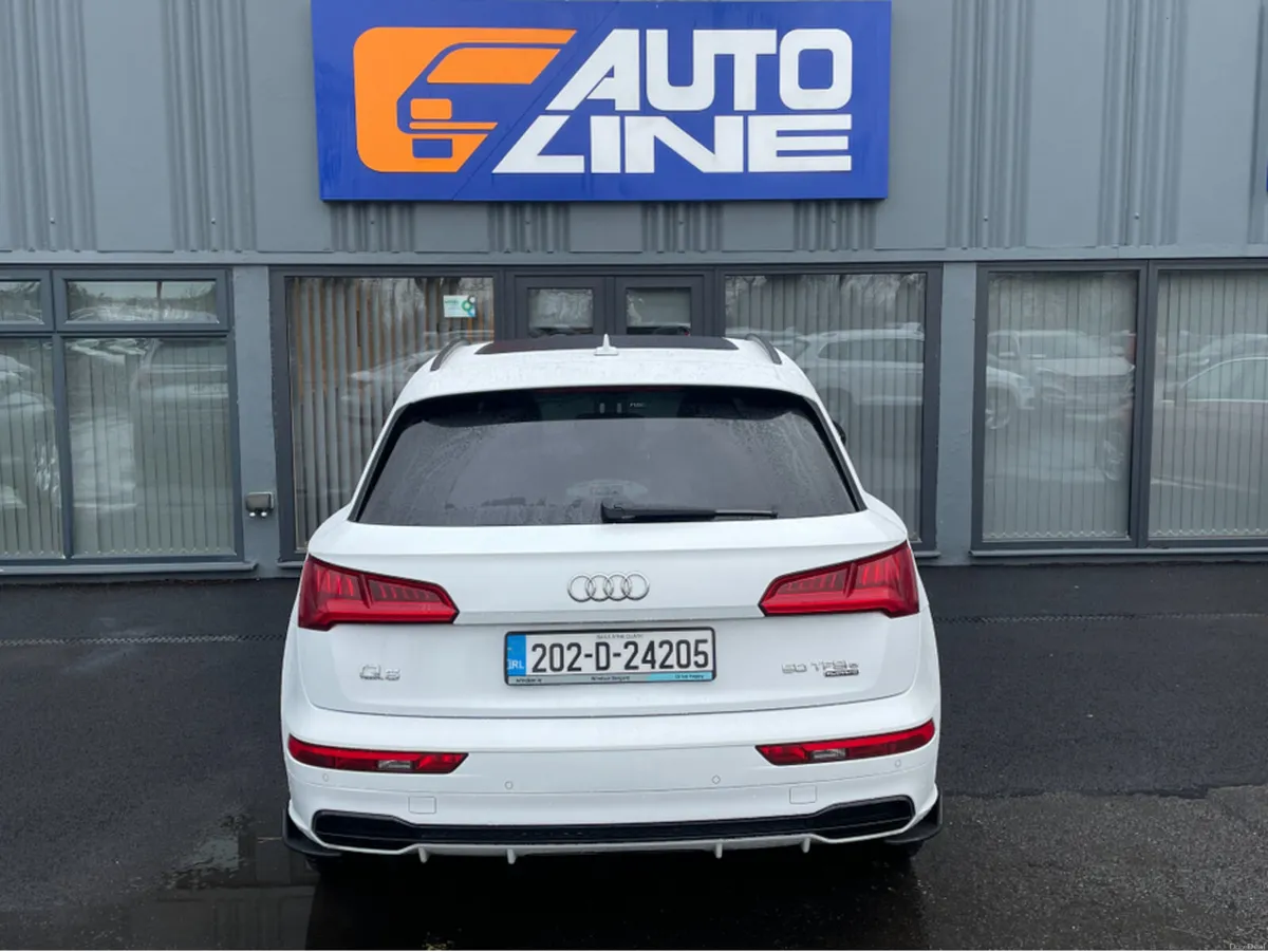 Audi Q5 2.0TFSIE 50 QTIP 5DR BLACK EDITION - Image 4