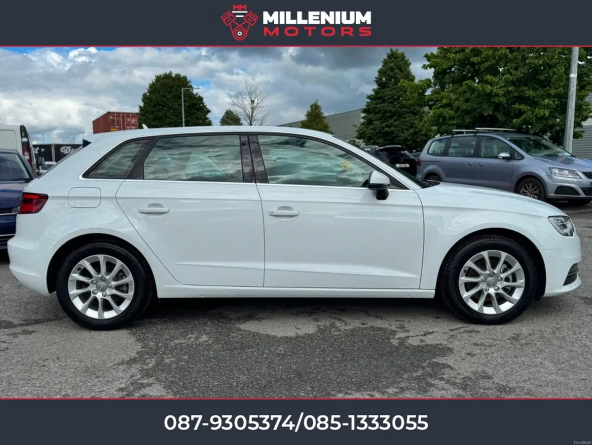 Audi A3 AUTO//LOW KMS//IMMACULATE//TOP SPEC - Image 2