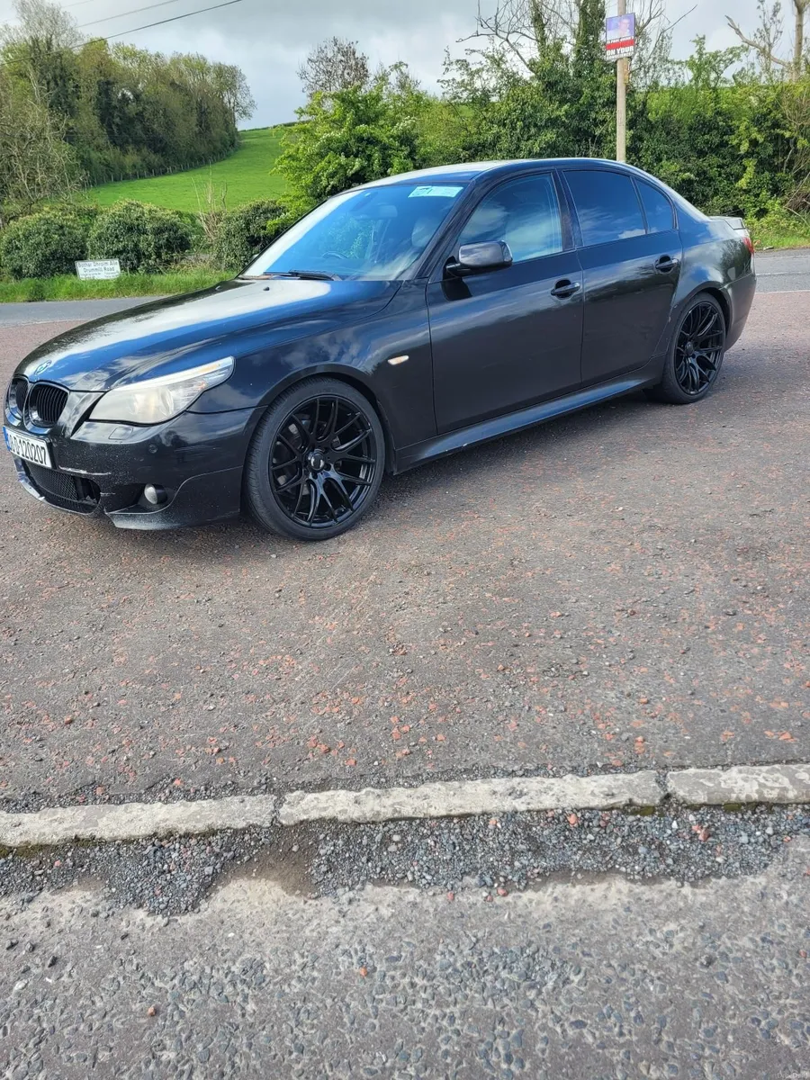 BMW 5-Series 2008 - Image 3
