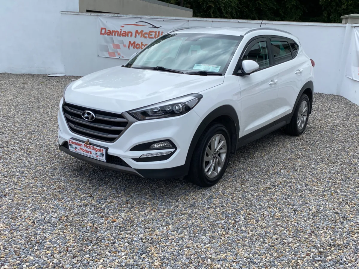 2016 Hyundai Tucson - Image 2