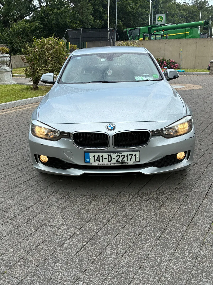 2014 BMW 318D AUTO - Image 3